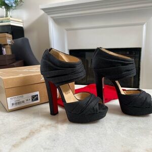 Christian Louboutin Appliqué 140